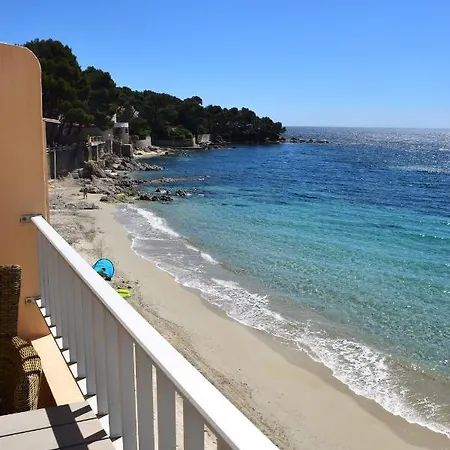 Plage D'aiguebelle לה לבאנדו